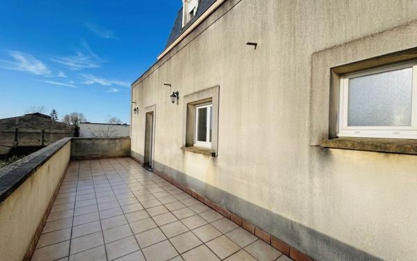 Appartement à vendre    2 pièces • 43,70 m2 Clichy-sous-Bois