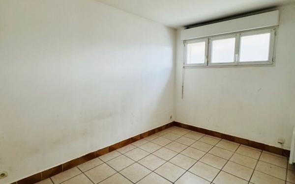 Appartement à vendre    2 pièces • 43,70 m2 Clichy-sous-Bois