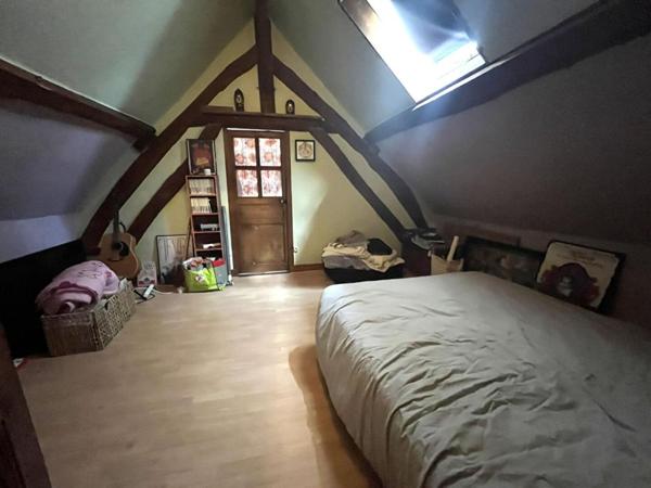 PROCHE GISORS Longère 4 chambres 110 M2