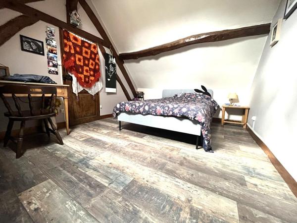 PROCHE GISORS Longère 4 chambres 110 M2