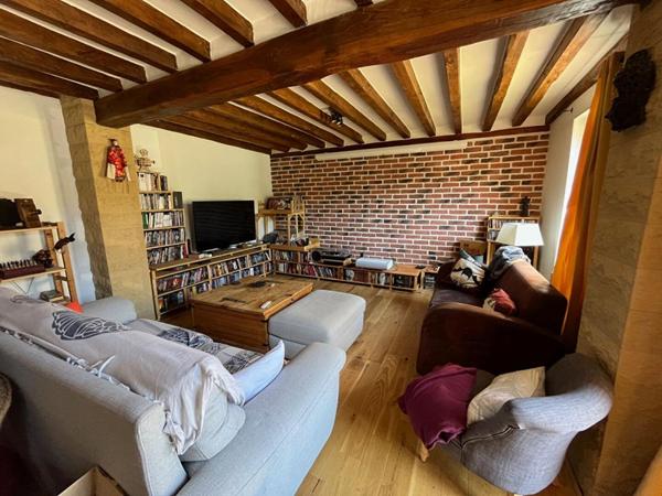 PROCHE GISORS Longère 4 chambres 110 M2