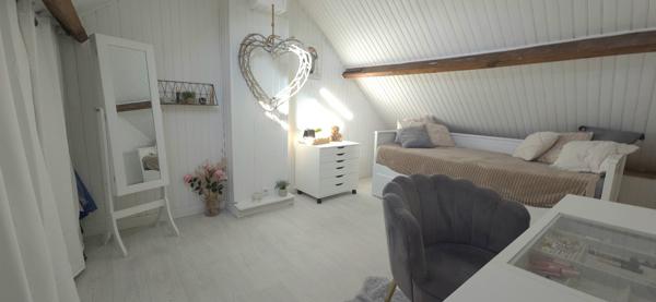 Maison non mitoyenne située à Labuissière de 145 m² habitable dans un état irréprochable