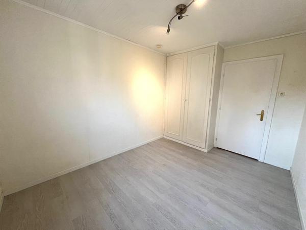 Maison 85 m², 3 chambres, grand jardin 498 m²