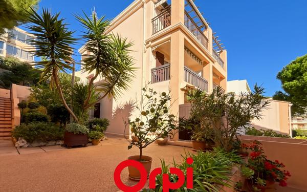 Appartement à vendre    2 pièces • 27,13 m2 Bandol