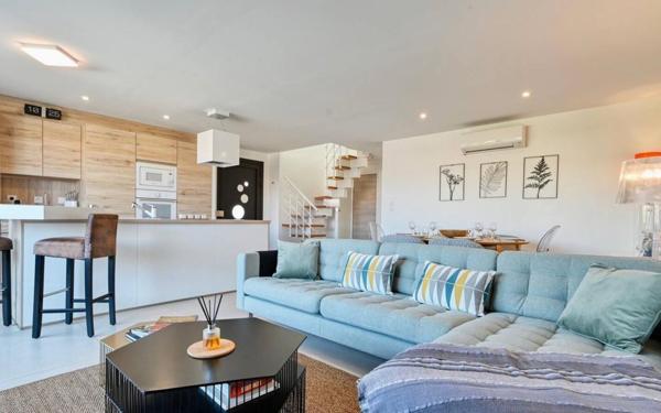 Appartement à vendre    4 pièces • 91,02 m2 Sanary-sur-Mer