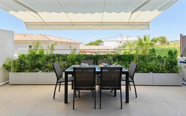 Appartement à vendre    4 pièces • 91,02 m2 Sanary-sur-Mer