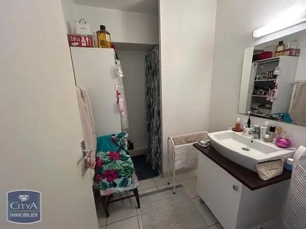 Appartement à louer 3 pièces 61m²