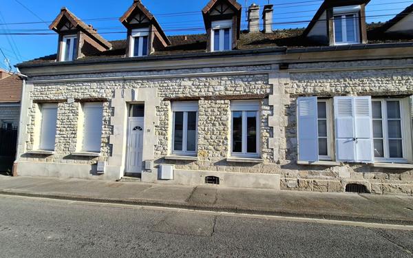 Immeuble à vendre    8 pièces •  Compiègne