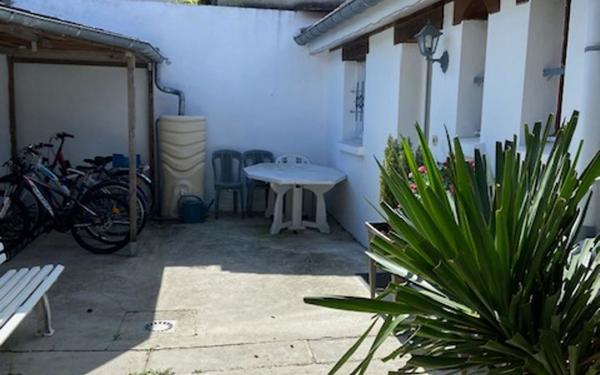 Immeuble à vendre    8 pièces •  Compiègne