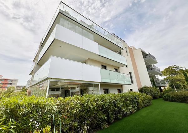 Appartement contemporain 3 pièces à Saint Raphael