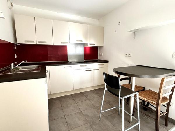 A VENDRE : T2 à LILLE • • 179 000 € FAI • Réf. 1557