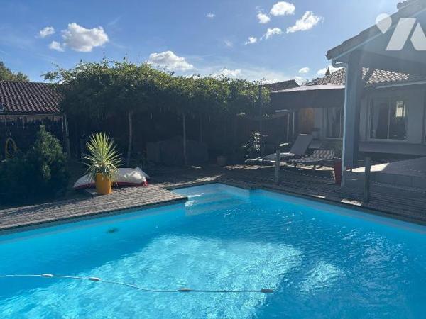 A VENDRE, Gironde, proche Bordeaux, BLANQUEFORT proche du centre et commodités, Belle maison d'...