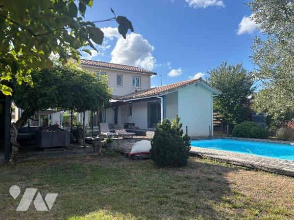 A VENDRE, Gironde, proche Bordeaux, BLANQUEFORT proche du centre et commodités, Belle maison d'...