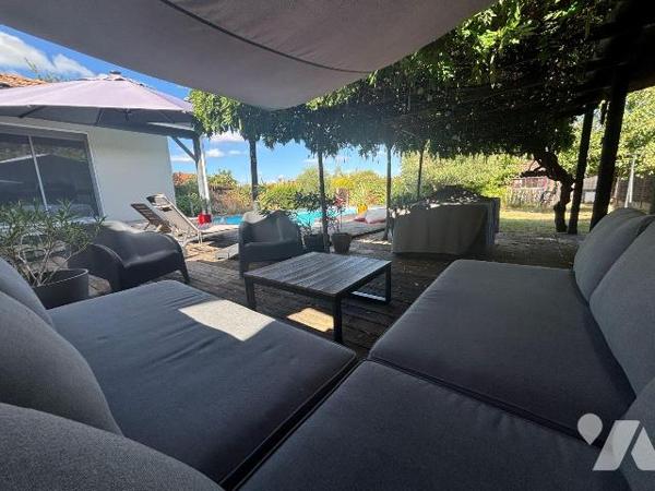 A VENDRE, Gironde, proche Bordeaux, BLANQUEFORT proche du centre et commodités, Belle maison d'...