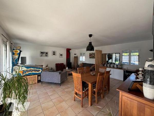 A VENDRE, Gironde, proche Bordeaux, BLANQUEFORT proche du centre et commodités, Belle maison d'...