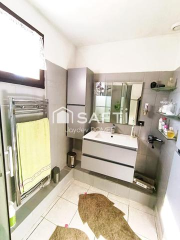 En Viager Charmante Villa T4 de 78 M² avec Garage de 18 M² sur un parcel de 239M² de terrain.