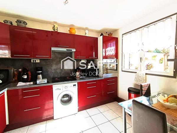 En Viager Charmante Villa T4 de 78 M² avec Garage de 18 M² sur un parcel de 239M² de terrain.