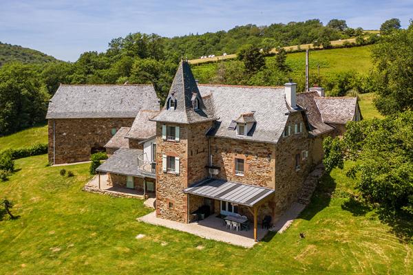 Maison Auzits 230m² avec piscine 12390 auzits