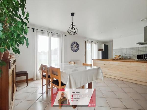 Maison de plain-pied 120 m² avec grand terrain de 1 360 m² à Roques (31120)