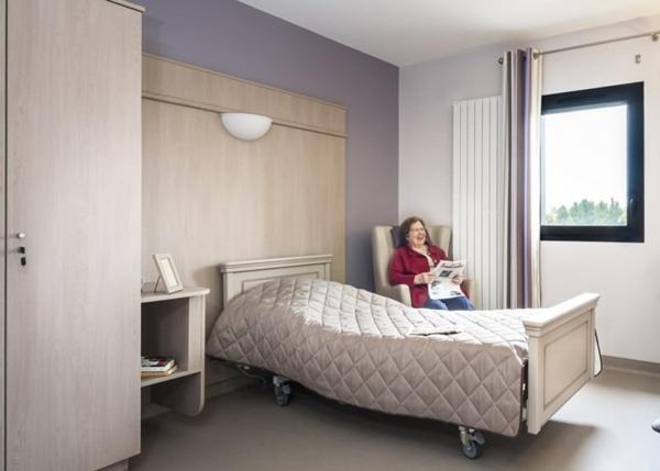 INVESTISSEMENT LOCATIF – Saint-Denis-de-l'Hôtel – Résidence EHPAD du Port - 7,8% de rentabilité