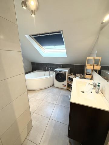 Appartement 3 pièces de 59,62 m² habitables à Bischwiller avec cave.