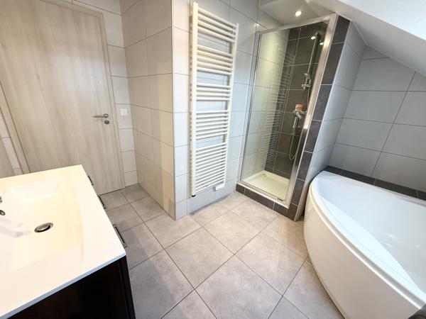 Appartement 3 pièces de 59,62 m² habitables à Bischwiller avec cave.