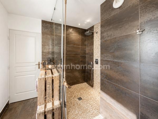 Appartement T3 91m2 avec terrasses et garage à BALARUC LES BAINS (34)
