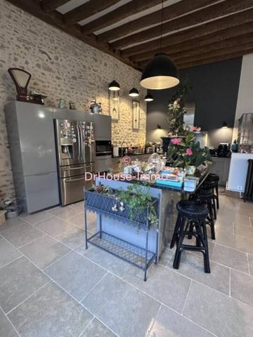 Maison à vendre 11 pièces de 331 m²