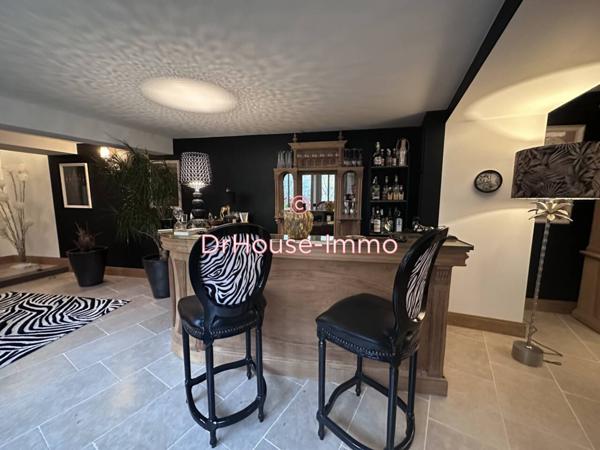 Maison à vendre 11 pièces de 331 m²