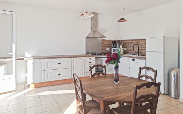 Maison à vendre    3 pièces • 60 m2 Quinson