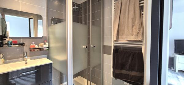 DUPLEX T3 - 45 M2 - BOUCAU (64340)