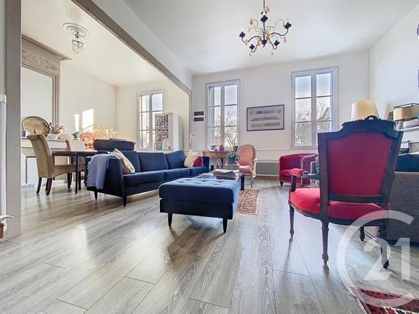 Appartement F4 à vendre  4 pièces - 98,40 m2 ROCHEFORT - 17