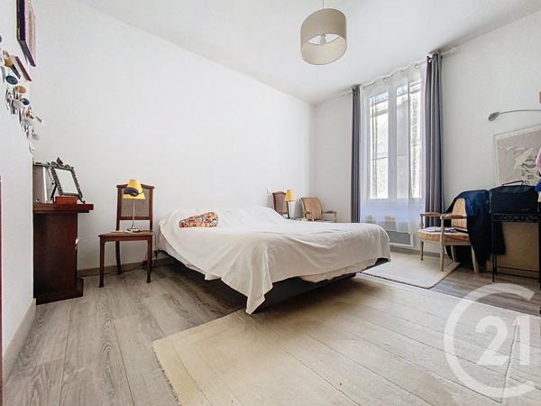 Appartement F4 à vendre  4 pièces - 98,40 m2 ROCHEFORT - 17