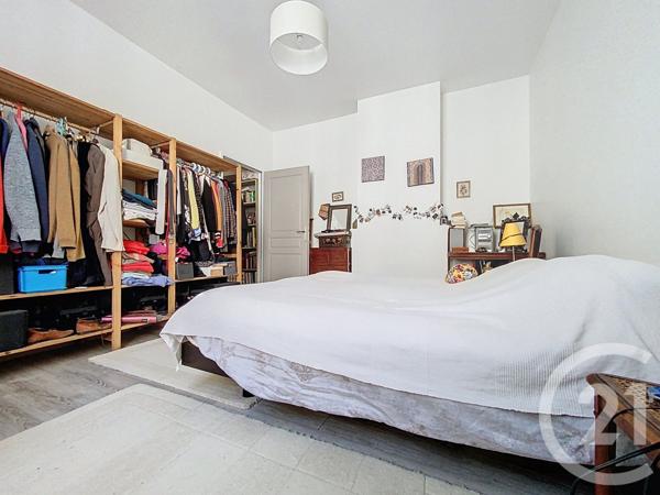 Appartement F4 à vendre  4 pièces - 98,40 m2 ROCHEFORT - 17