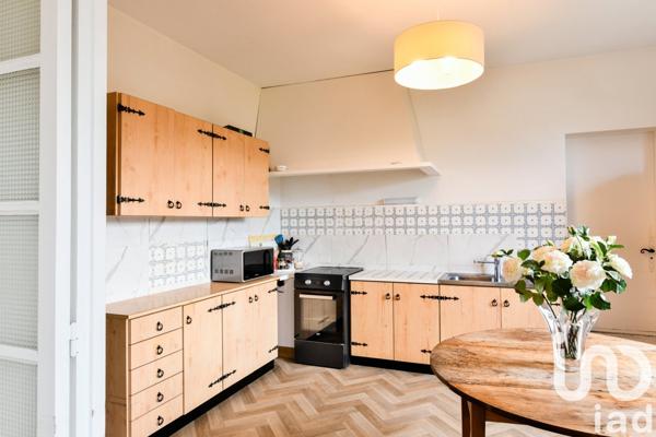 Maison traditionnelle 6 pièces de 157 m² à Niort (79000)