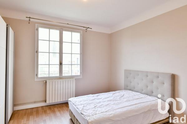 Maison traditionnelle 6 pièces de 157 m² à Niort (79000)