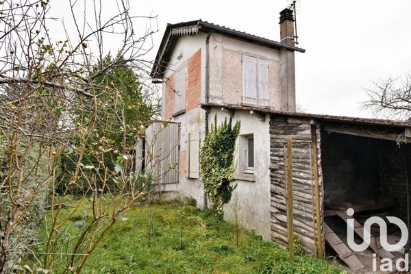 Maison traditionnelle 6 pièces de 157 m² à Niort (79000)