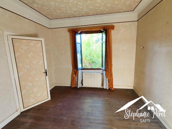 Maison à rénover – Neuvic – Jardin 633 m² – Fort potentiel