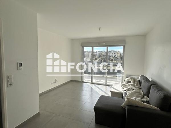 Location Appartement 2 pièces 41.81 m² - 145 RUE ALAIN DECAUX Aix-en-provence 13100