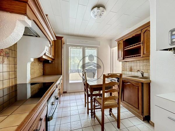 Vente                                                      Maison
                        
                     5 pièces                      83 m2                     à Saint-Quentin