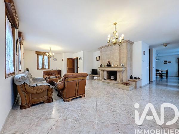 Maison à vendre 8 pièces 290 m² Lucinges