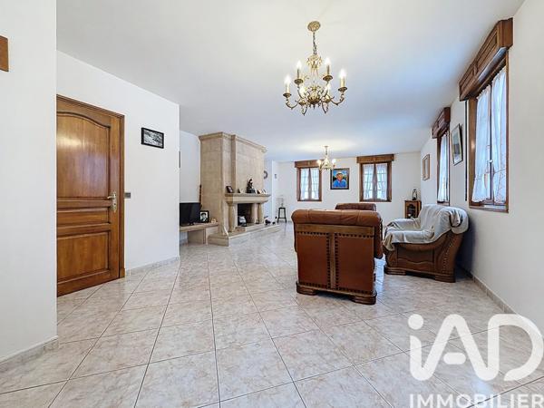 Maison à vendre 8 pièces 290 m² Lucinges