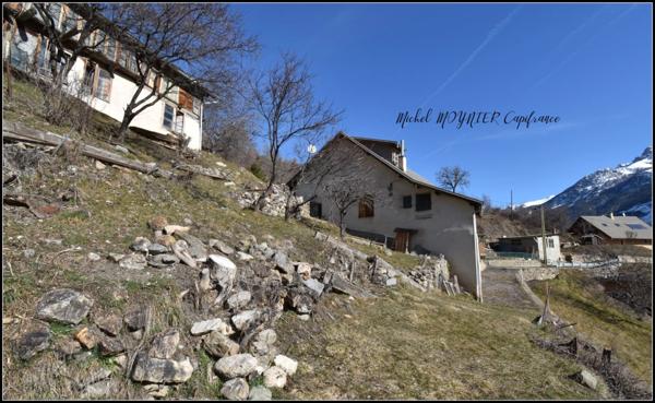 Ferme à rénover sur les hauteurs de l'Argentière La Bessée
