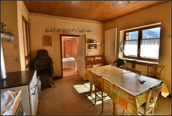 Ferme à rénover sur les hauteurs de l'Argentière La Bessée