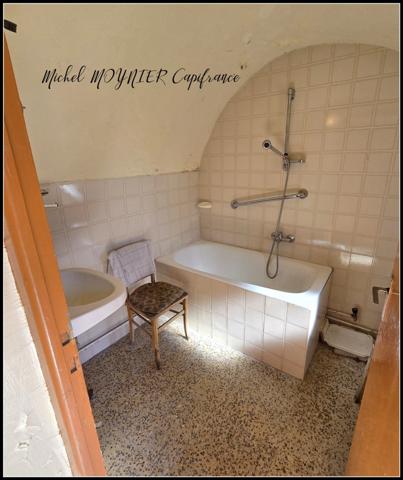 Ferme à rénover sur les hauteurs de l'Argentière La Bessée