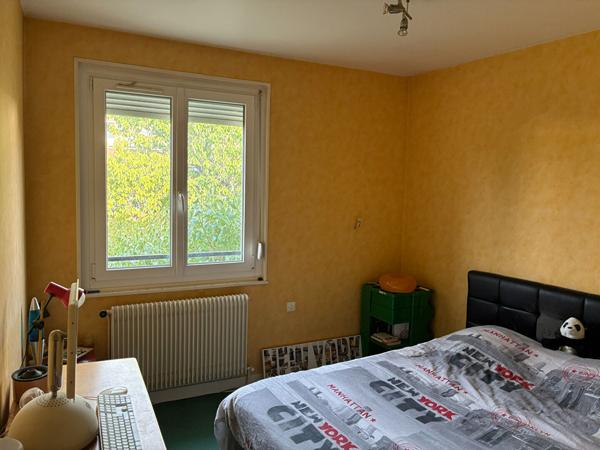 Appartement École-valentin 5 pièce(s) 93 m2