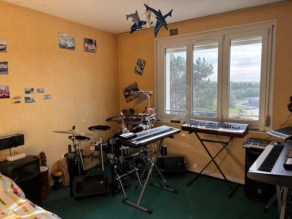 Appartement École-valentin 5 pièce(s) 93 m2