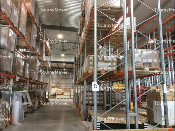 BLANQUEFORT- LOCATION ENTREPOT DE 4886 M² AVEC BUREAUX IDEAL STOCKAGE