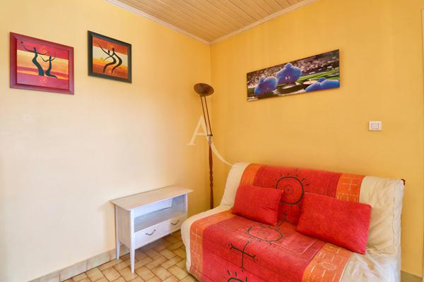 APPARTEMENT TYPE2 AVEC TERRASSE PLACE DE PARKING GREOUX LES BAINS