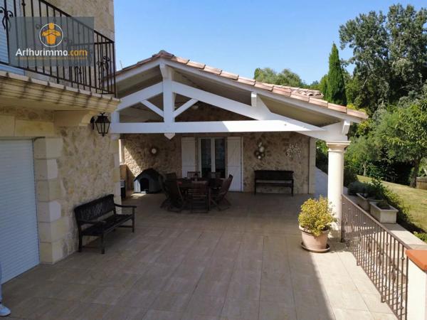 Vente                                                      Maison
                        
                     10 pièces                      355 m2                     à Marmande